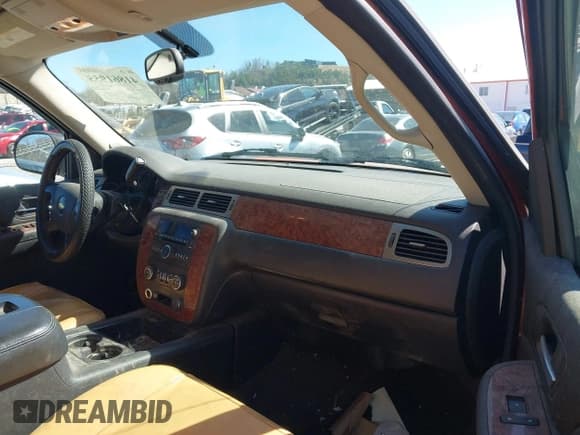 ✅ 2007 Chevrolet Avalanche 1LT • VIN: 3GNFK12357G114543 • Lot: 41861955. Listed on IAAI with 190,432 mi. Free auction sales archive from the USA and detailed vehicle history report at DreamBid. Image 5.