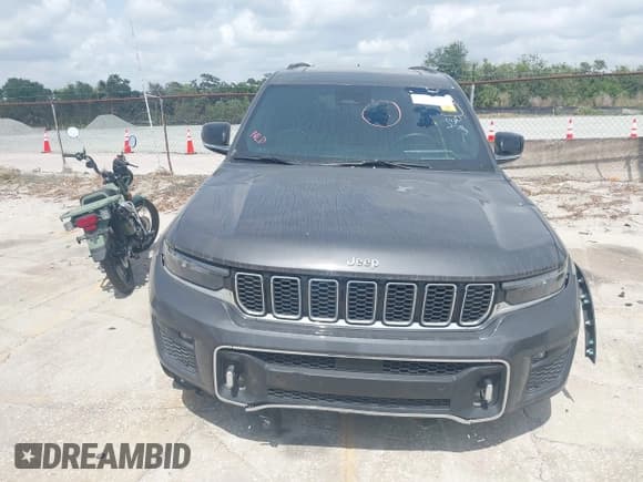✅ 2022 Jeep Grand Cherokee Overland • VIN: 1C4RJJDG5N8567637 • Lot: 39341447. Listed on IAAI with 26,871 mi. Free auction sales archive from the USA and detailed vehicle history report at DreamBid. Image 12.