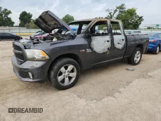 ✅ 2015 Ram 1500 Express • VIN: 1C6RR6FT4FS591794 • Lot: 64632125. Wystawiony na Copart z przebiegiem Nie podano. Bezpłatny archiwum sprzedaży aukcyjnych z USA i szczegółowy raport historii pojazdu na DreamBid. Zdjęcie 1.