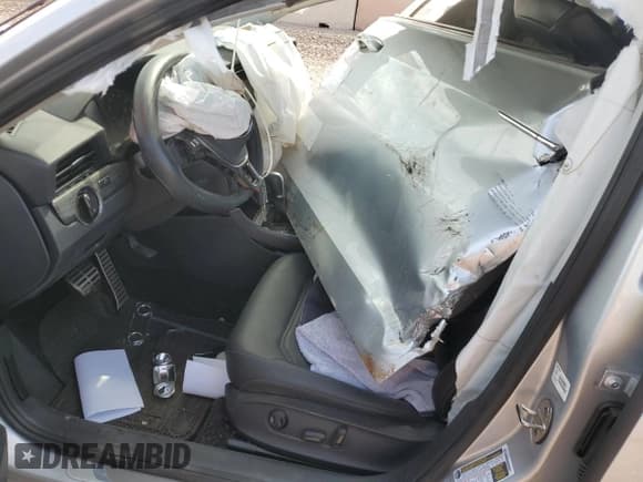 ✅ 2020 Volkswagen Passat R-Line • VIN: 1VWMA7A30LC018515 • Lot: 68529315. Wystawiony na Copart z przebiegiem 33 923 mil. Bezpłatny archiwum sprzedaży aukcyjnych z USA i szczegółowy raport historii pojazdu na DreamBid. Zdjęcie 7.