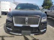 ✅ 2019 Lincoln Navigator Select • VIN: 5LMJJ3HT9KEL12298 • Lot: 78926244. Wystawiony na Copart z przebiegiem 105 216 mil. Bezpłatny archiwum sprzedaży aukcyjnych z USA i szczegółowy raport historii pojazdu na DreamBid. Zdjęcie 5.