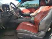 ✅ 2013 Dodge Challenger R/T • VIN: 2C3CDYBT3DH712595 • Lot: 90316335. Wystawiony na Copart z przebiegiem 143 682 mil. Bezpłatny archiwum sprzedaży aukcyjnych z USA i szczegółowy raport historii pojazdu na DreamBid. Zdjęcie 7.