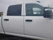 ✅ 2024 Ram 2500 Tradesman • VIN: 3C6UR5CJ3RG328604 • Lot: 43072325. Wystawiony na IAAI z przebiegiem Nie podano. Bezpłatny archiwum sprzedaży aukcyjnych z USA i szczegółowy raport historii pojazdu na DreamBid. Zdjęcie 14.