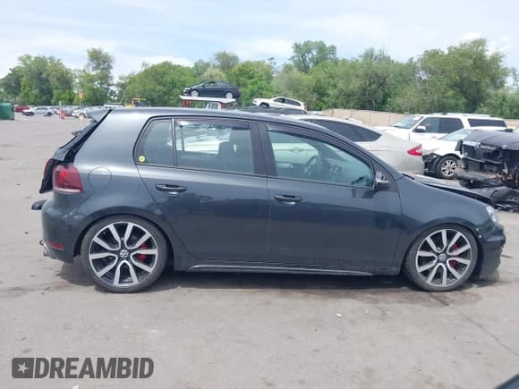✅ 2012 Volkswagen Golf GTI PZEV • VIN: WVWHD7AJ9CW211996 • Lot: 42367881. Wystawiony na IAAI z przebiegiem 144 847 mil. Bezpłatny archiwum sprzedaży aukcyjnych z USA i szczegółowy raport historii pojazdu na DreamBid. Zdjęcie 13.