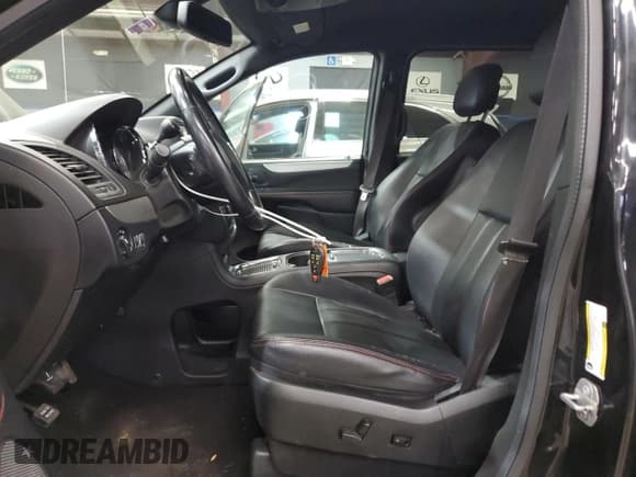 ✅ 2018 Dodge Grand Caravan GT • VIN: 2C4RDGEG4JR346201 • Лот: 90427805. Опубликован ранее на Copart с пробегом 169 308 миль. Бесплатный доступ к архиву аукционных продаж из США и подробный отчёт об истории автомобиля на DreamBid. Изображение 7.