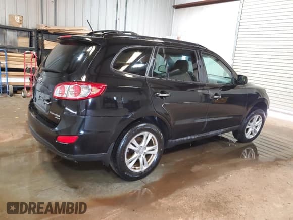 ✅ 2011 Hyundai Santa Fe Limited • VIN: 5XYZK3AB0BG086569 • Lot: 62057744. Listed on Copart with 88,937 mi. Free auction sales archive from the USA and detailed vehicle history report at DreamBid. Image 3.