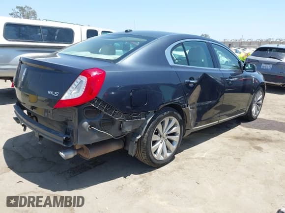 ✅ 2013 Lincoln MKS • VIN: 1LNHL9DK0DG608300 • Lot: 42515699. Listed on IAAI with 188,979 mi. Free auction sales archive from the USA and detailed vehicle history report at DreamBid. Image 4.