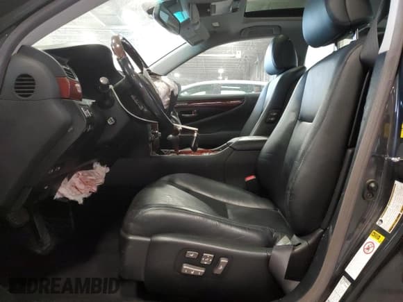 ✅ 2009 Lexus LS 460 • VIN: JTHCL46F795000258 • Lot: 85935555. Listed on Copart with 170,589 mi. Free auction sales archive from the USA and detailed vehicle history report at DreamBid. Image 7.