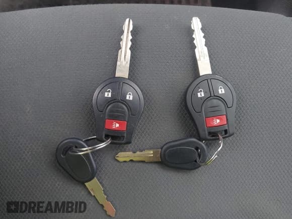 ✅ 2020 Nissan NV200 SV • VIN: 3N6CM0KN0LK704686 • Lot: 42651230. Wystawiony na IAAI z przebiegiem 102 165 mil. Bezpłatny archiwum sprzedaży aukcyjnych z USA i szczegółowy raport historii pojazdu na DreamBid. Zdjęcie 11.