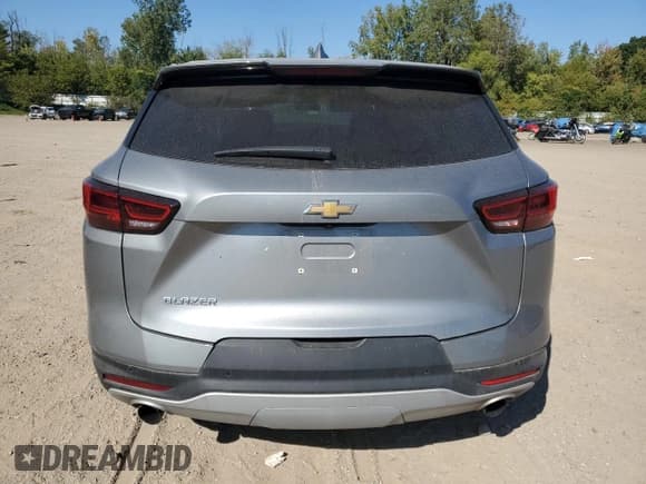 ✅ 2024 Chevrolet Blazer LT • VIN: 3GNKBCR40RS265914 • Lot: 81869855. Listed on Copart with 22,872 mi. Free auction sales archive from the USA and detailed vehicle history report at DreamBid. Image 6.