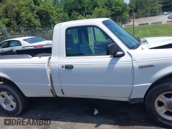 ✅ 2003 Ford Ranger XL Fleet • VIN: 1FTYR10E03PB04722 • Lot: 42577887. Listed on IAAI with 255,729 mi. Free auction sales archive from the USA and detailed vehicle history report at DreamBid. Image 13.