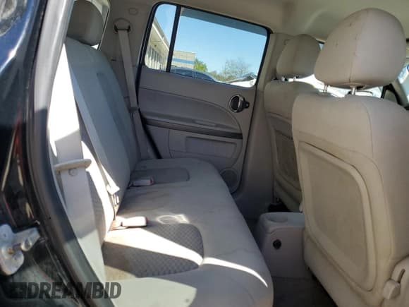 ✅ 2008 Chevrolet HHR LT • VIN: 3GNDA23D18S561330 • Лот: 85494315. Опубликован ранее на Copart с пробегом 241 971 миль. Бесплатный доступ к архиву аукционных продаж из США и подробный отчёт об истории автомобиля на DreamBid. Изображение 10.