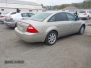 ✅ 2005 Ford Five Hundred Limited • VIN: 1FAHP28185G162678 • Lot: 43568524. Wystawiony na IAAI z przebiegiem 40 212 mil. Bezpłatny archiwum sprzedaży aukcyjnych z USA i szczegółowy raport historii pojazdu na DreamBid. Zdjęcie 4.