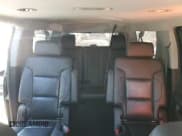 ✅ 2020 Chevrolet Suburban LT • VIN: 1GNSCHKC4LR221954 • Lot: 74828644. Wystawiony na Copart z przebiegiem 163 028 mil. Bezpłatny archiwum sprzedaży aukcyjnych z USA i szczegółowy raport historii pojazdu na DreamBid. Zdjęcie 10.