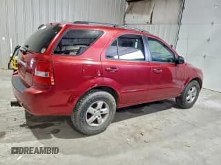 ✅ 2008 Kia Sorento LX • VIN: KNDJD735385809757 • Лот: 94419895. Опубликован ранее на Copart с пробегом 133 600 миль. Бесплатный доступ к архиву аукционных продаж из США и подробный отчёт об истории автомобиля на DreamBid. Изображение 3.