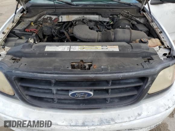 ✅ 2000 Ford F-150 XL • VIN: 1FTRF17W7YNA32092 • Лот: 61569914. Опубликован ранее на Copart с пробегом Не указан. Бесплатный доступ к архиву аукционных продаж из США и подробный отчёт об истории автомобиля на DreamBid. Изображение 11.