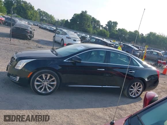 ✅ 2017 Cadillac XTS Luxury • VIN: 2G61N5S34H9136775 • Lot: 42898012. Listed on IAAI with 92,568 mi. Free auction sales archive from the USA and detailed vehicle history report at DreamBid. Image 14.