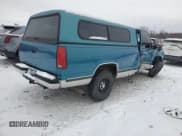 ✅ 1998 GMC Sierra 1500 • VIN: 1GTEC14R7WZ530823 • Лот: 87260764. Опубликован ранее на Copart с пробегом 205 142 миль. Бесплатный доступ к архиву аукционных продаж из США и подробный отчёт об истории автомобиля на DreamBid. Изображение 3.