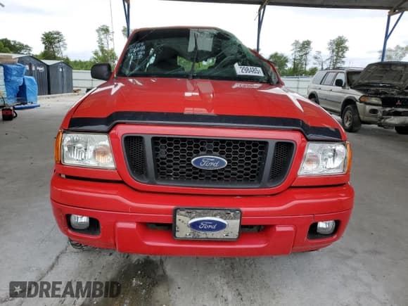 ✅ 2004 Ford Ranger XL • VIN: 1FTYR10U94PA05597 • Lot: 67298485. Wystawiony na Copart z przebiegiem Nie podano. Bezpłatny archiwum sprzedaży aukcyjnych z USA i szczegółowy raport historii pojazdu na DreamBid. Zdjęcie 5.