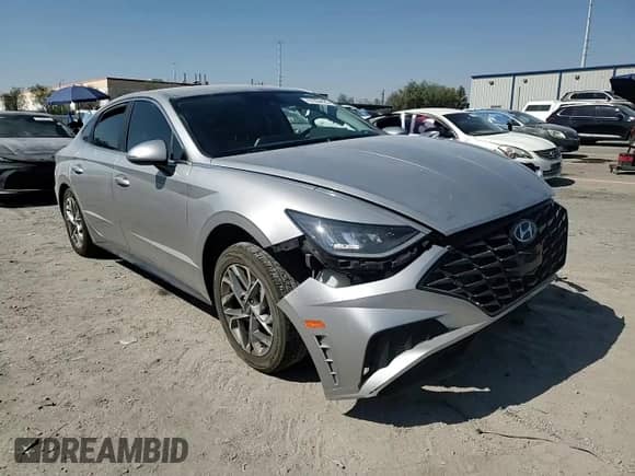 ✅ 2020 Hyundai Sonata SEL • VIN: 5NPEL4JA3LH034923 • Lot: 67954425. Wystawiony na Copart z przebiegiem 98 911 mil. Bezpłatny archiwum sprzedaży aukcyjnych z USA i szczegółowy raport historii pojazdu na DreamBid. Zdjęcie 13.