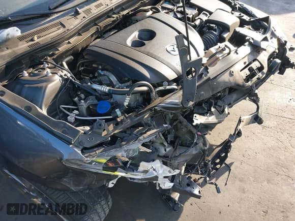 ✅ 2018 Mazda 3 Touring • VIN: 3MZBN1L38JM266352 • Lot: 43223442. Listed on IAAI with 71,903 mi. Free auction sales archive from the USA and detailed vehicle history report at DreamBid. Image 22.