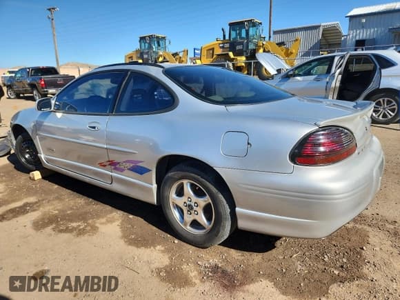 ✅ 2000 Pontiac Grand Prix GTP • VIN: 1G2WR1217YF251378 • Lot: 89817315. Listed on Copart with 154,902 mi. Free auction sales archive from the USA and detailed vehicle history report at DreamBid. Image 2.