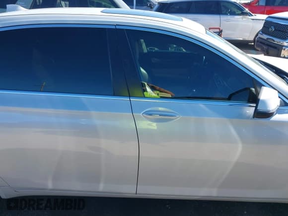 ✅ 2014 BMW 7 Series ALPINA B7 • VIN: WBAYE8C59ED136036 • Lot: 43594674. Wystawiony na IAAI z przebiegiem 150 252 mil. Bezpłatny archiwum sprzedaży aukcyjnych z USA i szczegółowy raport historii pojazdu na DreamBid. Zdjęcie 13.