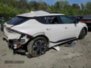 ✅ 2022 Kia EV6 GT-Line • VIN: KNDC44LA7N5060333 • Лот: 53563735. Опубликован ранее на Copart с пробегом 77 715 миль. Бесплатный доступ к архиву аукционных продаж из США и подробный отчёт об истории автомобиля на DreamBid. Изображение 3.