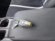 ✅ 2021 Lexus GX 460 Premium • VIN: JTJAM7BX2M5276567 • Lot: 41614538. Wystawiony na IAAI z przebiegiem 73 482 mil. Bezpłatny archiwum sprzedaży aukcyjnych z USA i szczegółowy raport historii pojazdu na DreamBid. Zdjęcie 11.