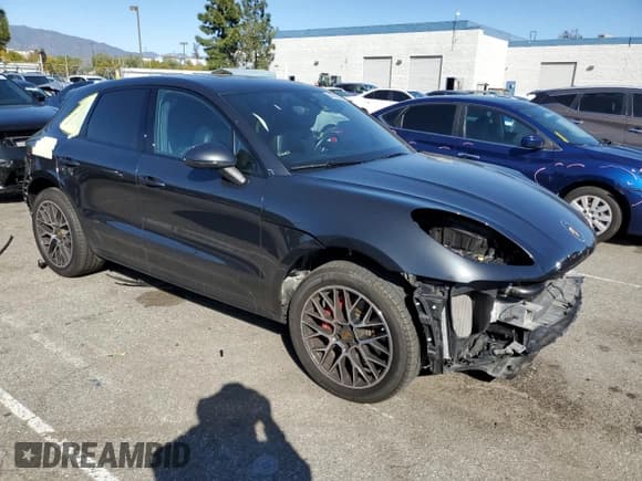 ✅ 2017 Porsche Macan Turbo • VIN: WP1AF2A52HLB62164 • Лот: 44790805. Опубликован ранее на Copart с пробегом 41 322 миль. Бесплатный доступ к архиву аукционных продаж из США и подробный отчёт об истории автомобиля на DreamBid. Изображение 4.