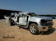 ✅ 2015 Chevrolet Silverado 2500HD LT • VIN: 1GC1KVEG0FF111137 • Lot: 59334755. Wystawiony na Copart z przebiegiem Nie podano. Bezpłatny archiwum sprzedaży aukcyjnych z USA i szczegółowy raport historii pojazdu na DreamBid. Zdjęcie 13.