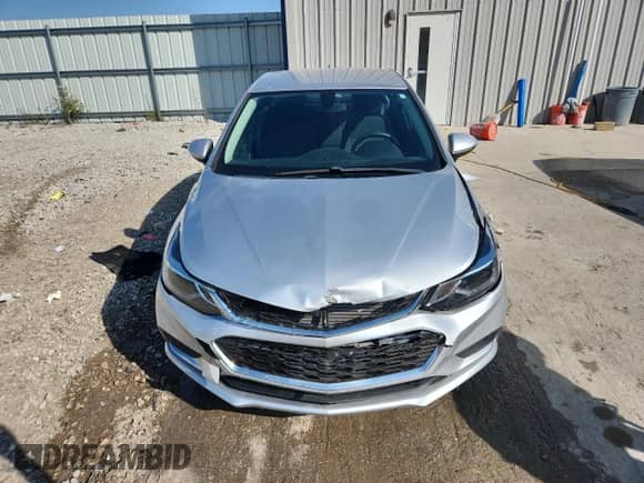 ✅ 2018 Chevrolet Cruze LT • VIN: 1G1BE5SM0J7217640 • Лот: 82124305. Опубликован ранее на Copart с пробегом 20 864 миль. Бесплатный доступ к архиву аукционных продаж из США и подробный отчёт об истории автомобиля на DreamBid. Изображение 5.
