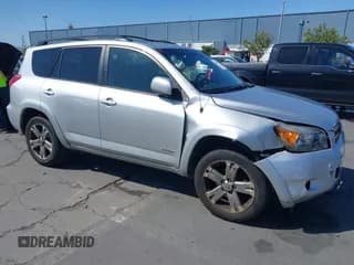 ✅ 2008 Toyota RAV4 Sport • VIN: JTMZK32V685019002 • Lot: 42583911. Listed on IAAI with 203,284 mi. Free auction sales archive from the USA and detailed vehicle history report at DreamBid. Image 1.