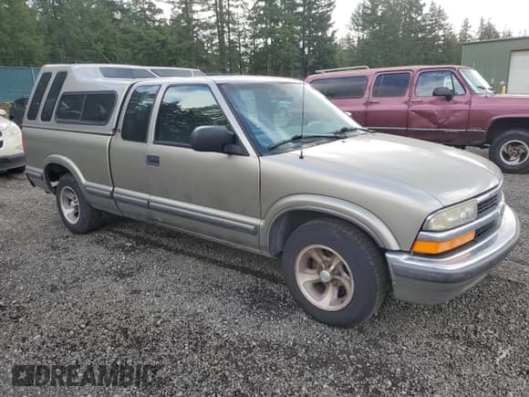 ✅ 1998 Chevrolet S-10 LS • VIN: 1GCCS19X9WK269883 • Лот: 49697665. Опубликован ранее на Copart с пробегом 174 985 миль. Бесплатный доступ к архиву аукционных продаж из США и подробный отчёт об истории автомобиля на DreamBid. Изображение 4.