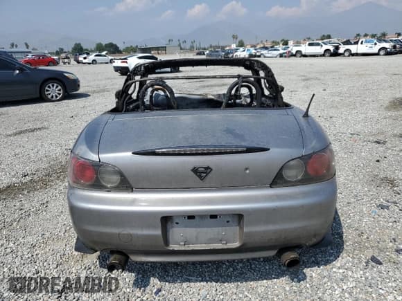 ✅ 2001 Honda S2000 • VIN: JHMAP11481T007820 • Lot: 59566675. Listed on Copart with Not provided. Free auction sales archive from the USA and detailed vehicle history report at DreamBid. Image 6.