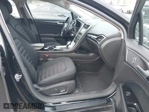 ✅ 2016 Ford Fusion SE • VIN: 3FA6P0H77GR200798 • Лот: 43470542. Опубликован ранее на IAAI с пробегом 166 579 миль. Бесплатный доступ к архиву аукционных продаж из США и подробный отчёт об истории автомобиля на DreamBid. Изображение 5.