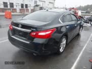 ✅ 2016 Nissan Altima SL • VIN: 1N4BL3AP2GC291189 • Lot: 43572471. Listed on IAAI with 104,412 mi. Free auction sales archive from the USA and detailed vehicle history report at DreamBid. Image 4.
