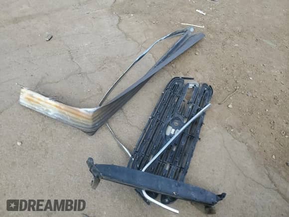 2025 Chevrolet Equinox FWD LT с VIN 3GNAXHEG2SL263124, выставлен на аукционе Copart как лот 81254745 с пробегом 1 619 миль миль и Чистый • Clean title. История ставок и продаж доступна на DreamBid. Изображение 13.