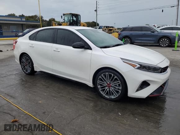 ✅ 2022 Kia Forte GT • VIN: 3KPF44AC8NE480284 • Lot: 85091365. Wystawiony na Copart z przebiegiem 50 762 mil. Bezpłatny archiwum sprzedaży aukcyjnych z USA i szczegółowy raport historii pojazdu na DreamBid. Zdjęcie 4.