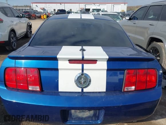 ✅ 2009 Ford Mustang • VIN: 1ZVHT80N995135396 • Лот: 43625463. Опубликован ранее на IAAI с пробегом 166 977 миль. Бесплатный доступ к архиву аукционных продаж из США и подробный отчёт об истории автомобиля на DreamBid. Изображение 16.