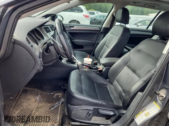 ✅ 2015 Volkswagen Golf S • VIN: 3VWCA7AU8FM517943 • Lot: 68244655. Listed on Copart with 177,227 mi. Free auction sales archive from the USA and detailed vehicle history report at DreamBid. Image 7.