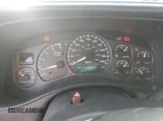 ✅ 2002 Chevrolet Silverado 2500HD LS • VIN: 1GCHK29122E196419 • Lot: 83060584. Wystawiony na Copart z przebiegiem 210 192 mil. Bezpłatny archiwum sprzedaży aukcyjnych z USA i szczegółowy raport historii pojazdu na DreamBid. Zdjęcie 9.