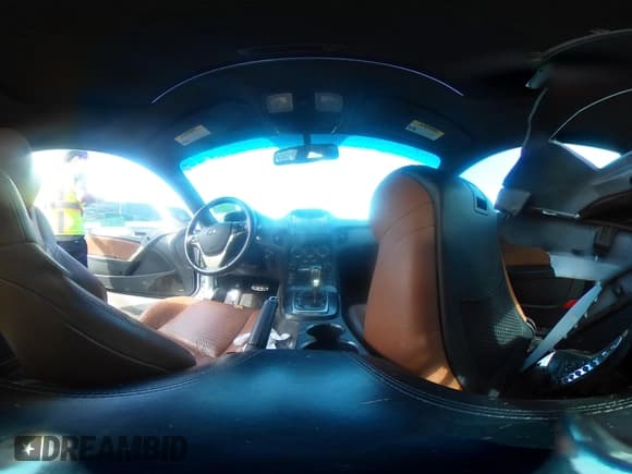 ✅ 2015 Hyundai Genesis Coupe R-Spec • VIN: KMHHU6KJ4FU127511 • Lot: 42214070. Wystawiony na IAAI z przebiegiem Nie podano. Bezpłatny archiwum sprzedaży aukcyjnych z USA i szczegółowy raport historii pojazdu na DreamBid. Zdjęcie 21.