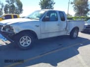 ✅ 1998 Ford F-150 • VIN: 1FTZX17W9WNA63452 • Lot: 43474139. Wystawiony na IAAI z przebiegiem 186 589 mil. Bezpłatny archiwum sprzedaży aukcyjnych z USA i szczegółowy raport historii pojazdu na DreamBid. Zdjęcie 2.