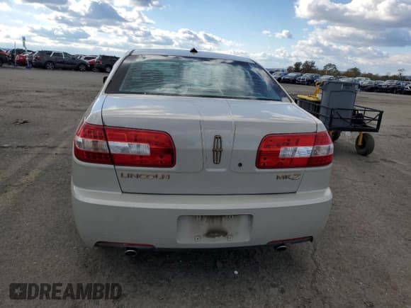 ✅ 2007 Lincoln MKZ • VIN: 3LNHM26T47R649522 • Lot: 90268065. Wystawiony na Copart z przebiegiem 154 531 mil. Bezpłatny archiwum sprzedaży aukcyjnych z USA i szczegółowy raport historii pojazdu na DreamBid. Zdjęcie 6.