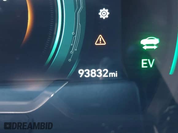 2022 Hyundai Ioniq SEL z VIN KMHC75LD9NU268643, wystawiony jako IAAI lot #43272941 z przebiegiem 93 832 mil mil oraz . Historia ofert i sprzedaży dostępna na DreamBid. Obrazek 16.