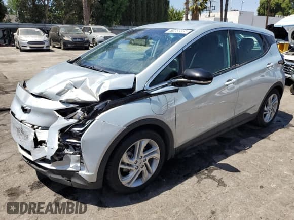✅ 2023 Chevrolet Bolt EV 1LT • VIN: 1G1FW6S02P4181493 • Lot: 61468995. Listed on Copart with 44,187 mi. Free auction sales archive from the USA and detailed vehicle history report at DreamBid. Image 1.