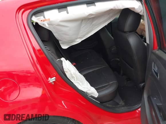 2020 Chevrolet Sonic Premier с VIN 1G1JF6SB5L4110309, выставлен на аукционе IAAI как лот 42639348 с пробегом 27 896 миль миль и . История ставок и продаж доступна на DreamBid. Изображение 8.