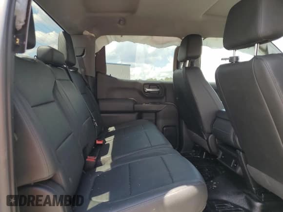 ✅ 2019 GMC Sierra 1500 • VIN: 3GTP8AEF0KG169945 • Лот: 69431164. Опубликован ранее на Copart с пробегом 156 160 миль. Бесплатный доступ к архиву аукционных продаж из США и подробный отчёт об истории автомобиля на DreamBid. Изображение 10.