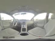 ✅ 2015 Toyota Prius Two • VIN: JTDKN3DU6F1984217 • Lot: 92844175. Listed on Copart with 58,671 mi. Free auction sales archive from the USA and detailed vehicle history report at DreamBid. Image 14.